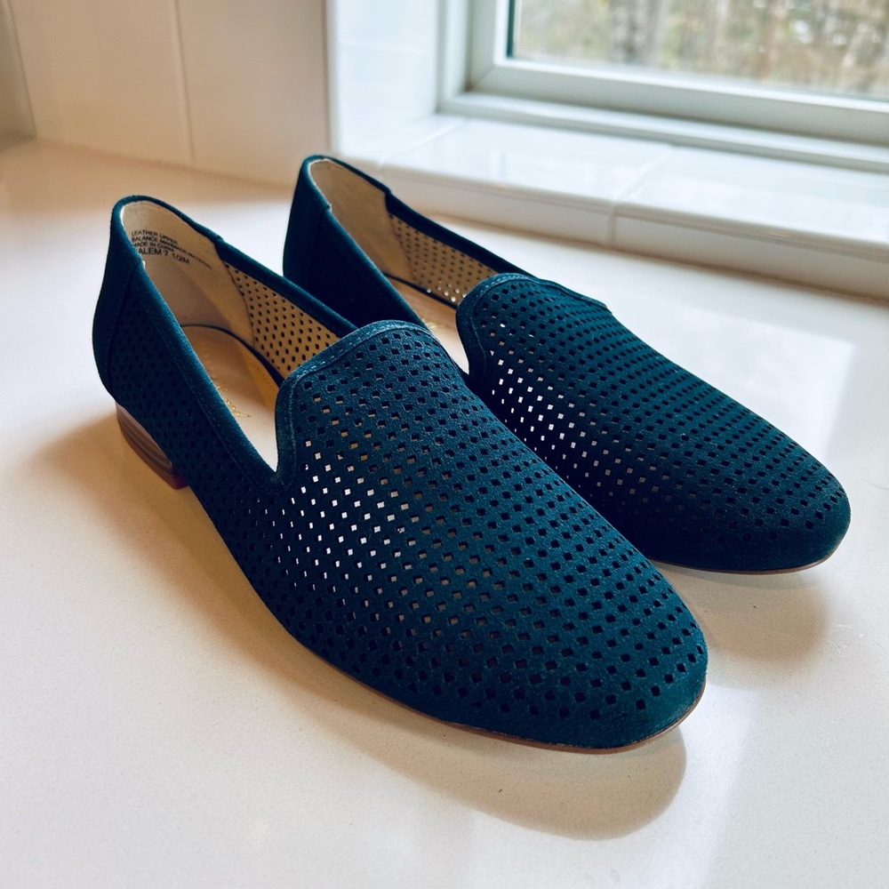 Women’s New Perforated Loafers - Navy